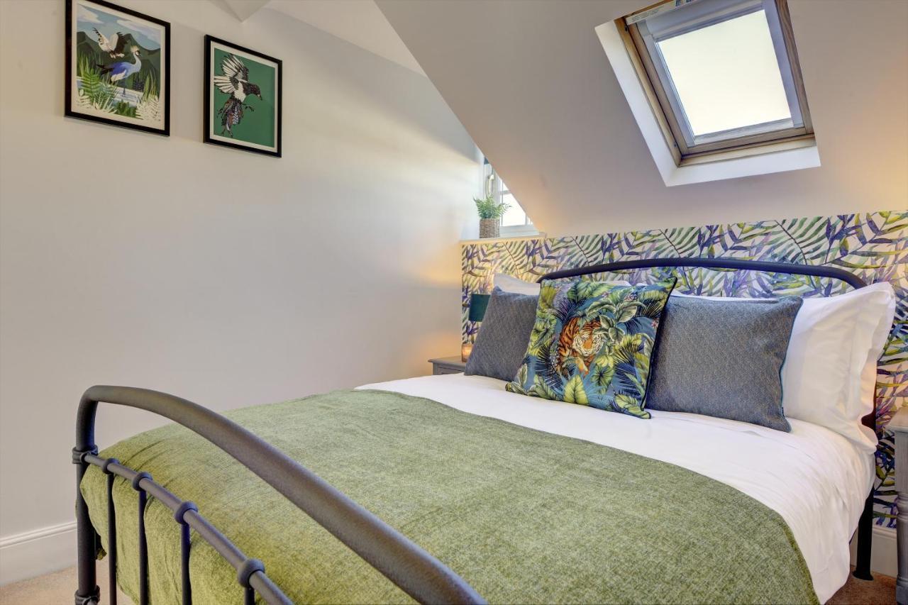 Regency Nest By Spa Town Property - Stylish 3 Bedroom Apartment On 2 Floors, Central Royal Leamington Spa Exterior foto