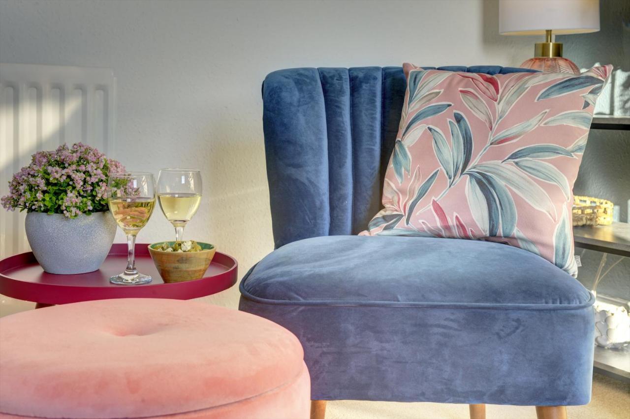 Regency Nest By Spa Town Property - Stylish 3 Bedroom Apartment On 2 Floors, Central Royal Leamington Spa Exterior foto
